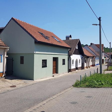 Villa Sklep U Cejku Mutěnice Exterior foto