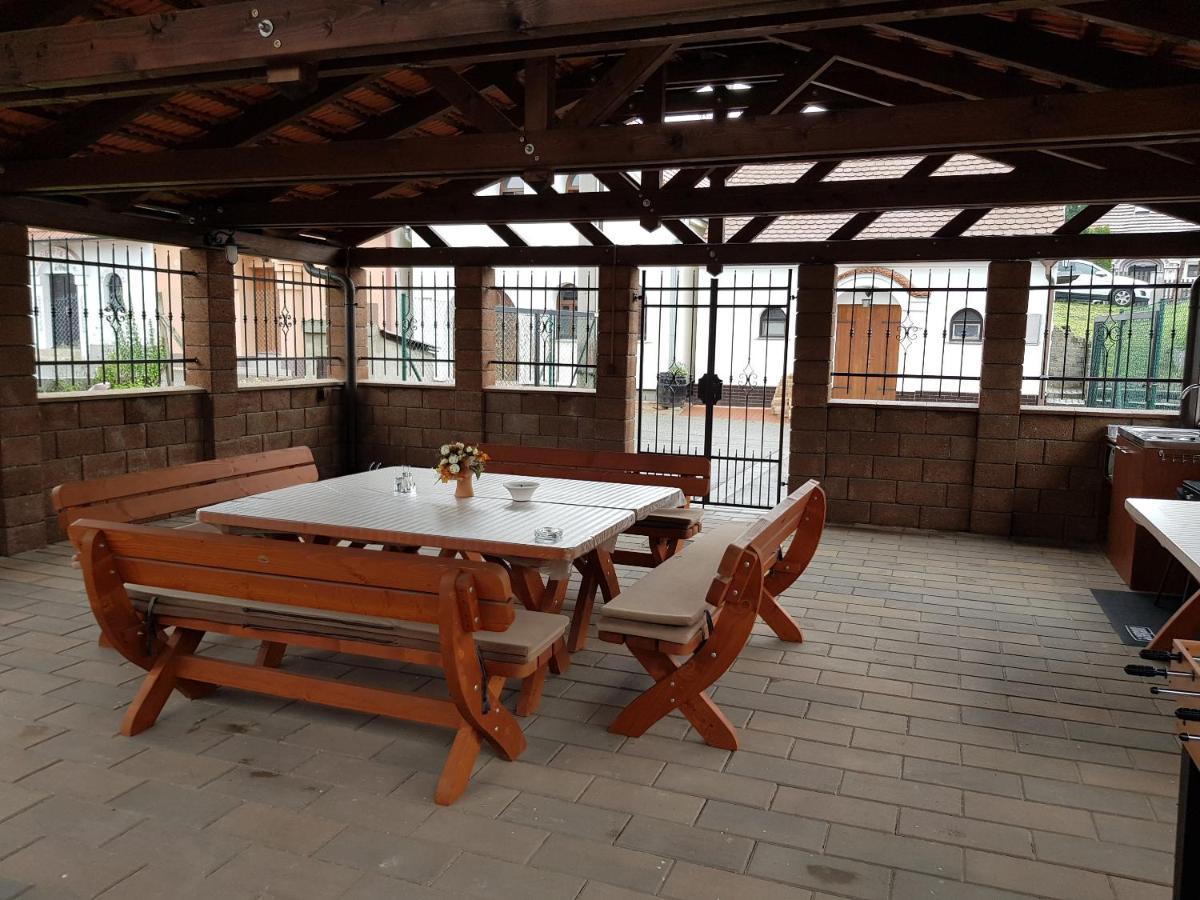 Villa Sklep U Cejku Mutěnice Exterior foto
