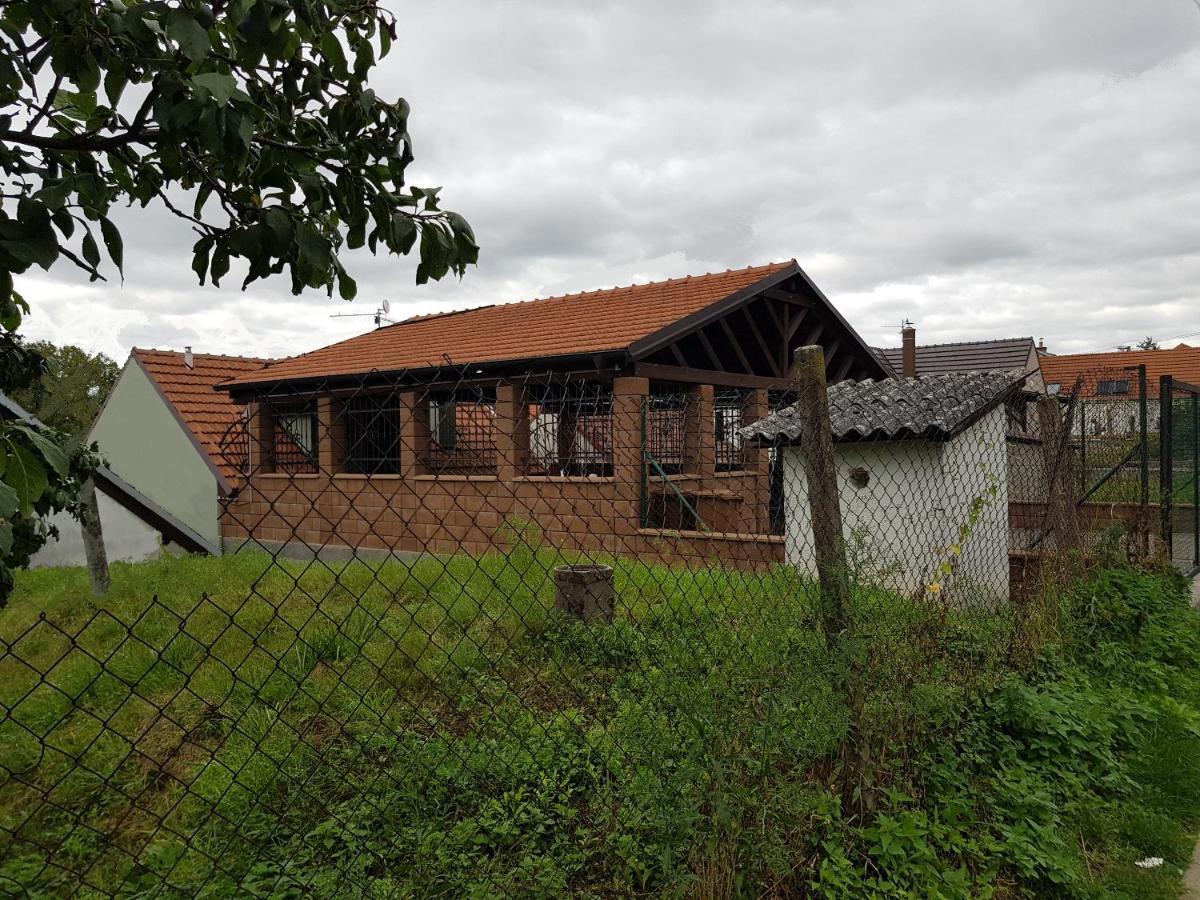 Villa Sklep U Cejku Mutěnice Exterior foto