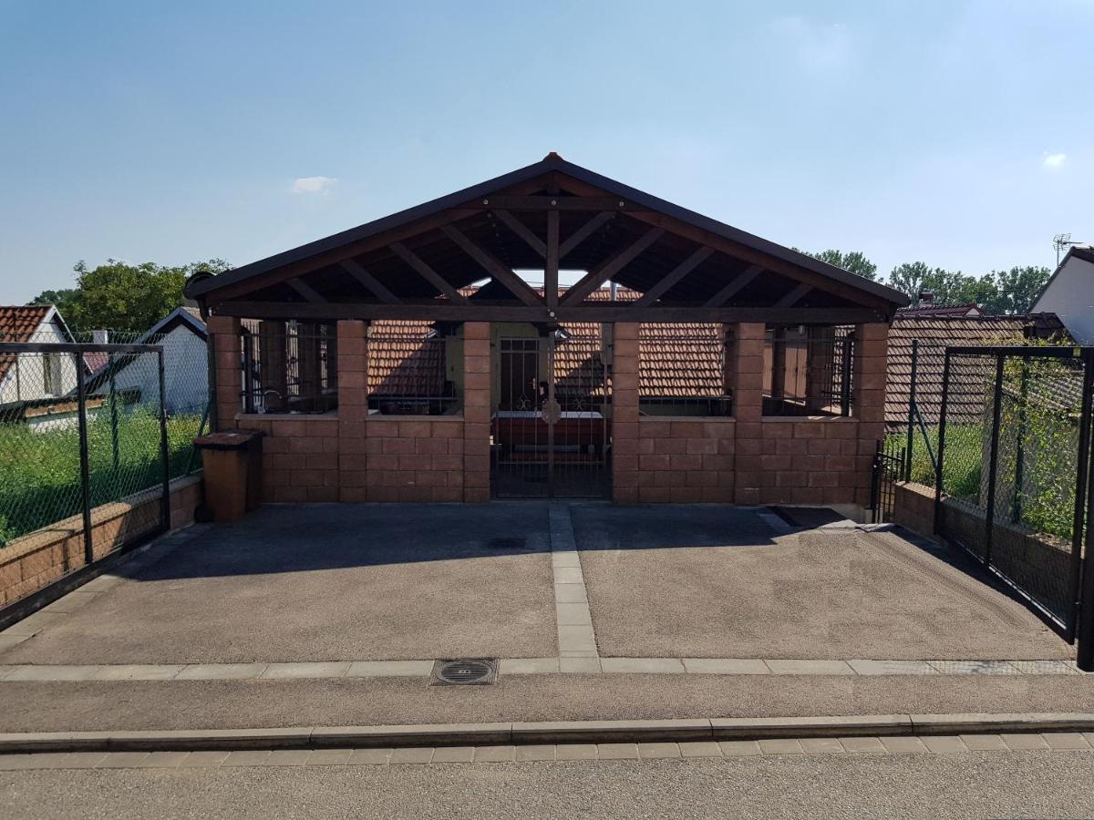 Villa Sklep U Cejku Mutěnice Exterior foto